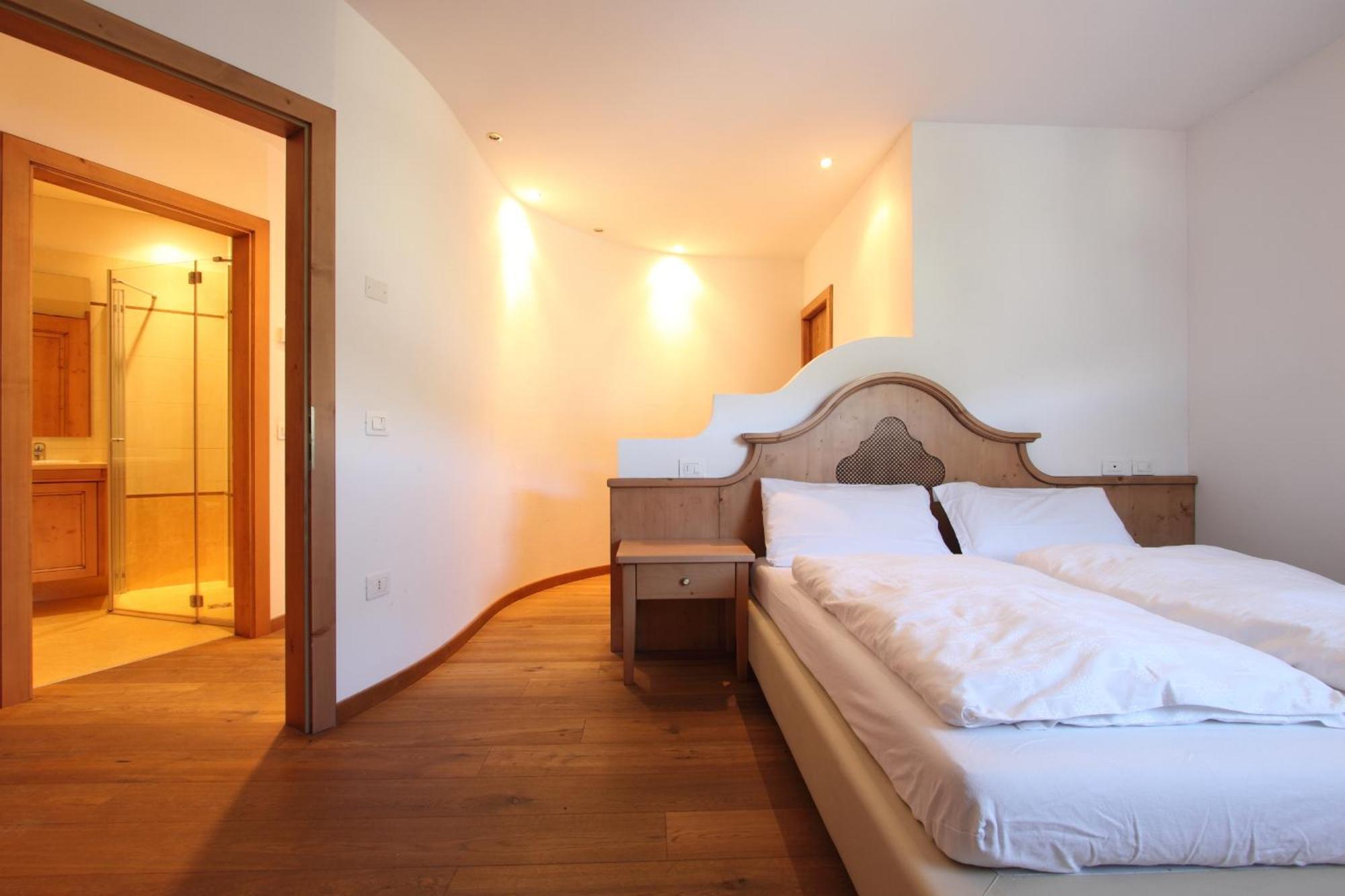 Hotel Fanes Suite & Spa موينا المظهر الخارجي الصورة